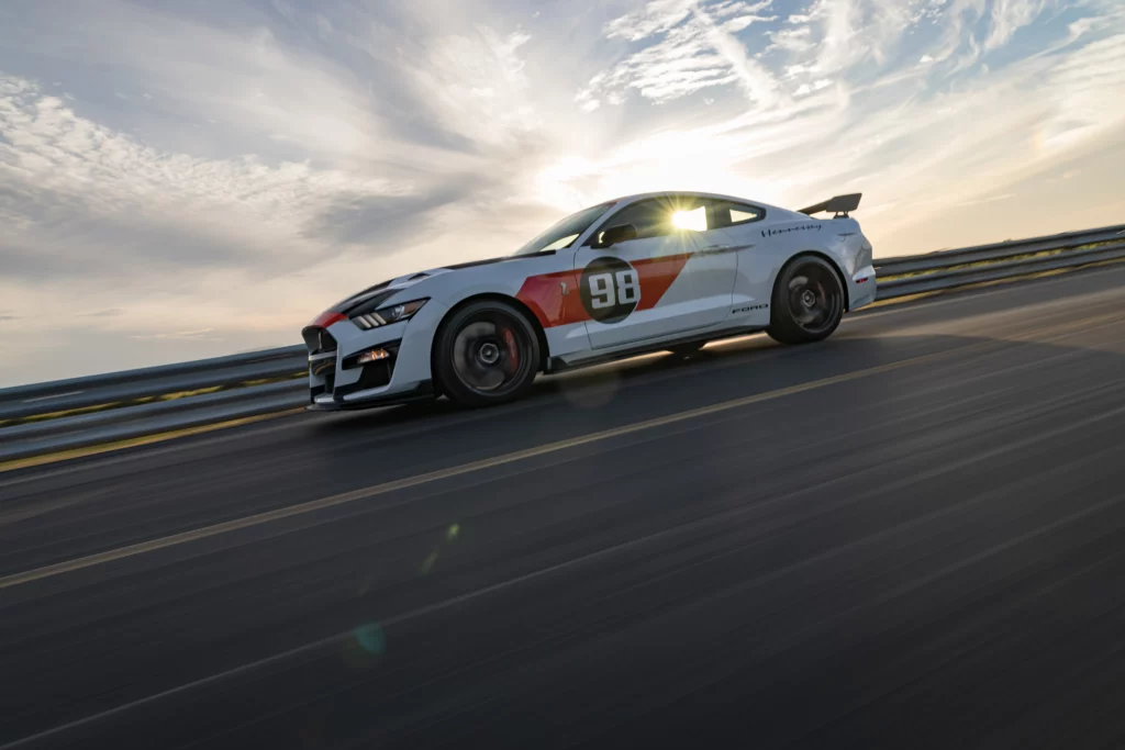 Keshay Shelsyさん専用.5 Keshay Shelsyさん専用.5 Whiteline Rear Chassis for 05+ Ford